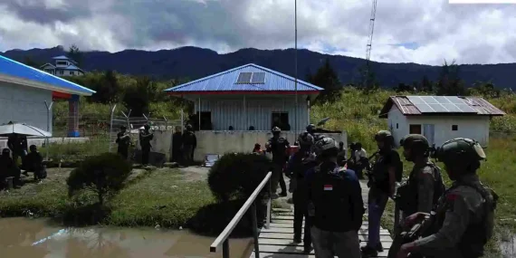 Kontak Senjata di Bandara Ilaga, Satgas Damai Cartenz Amankan Situasi dan Kawal Bupati Puncak